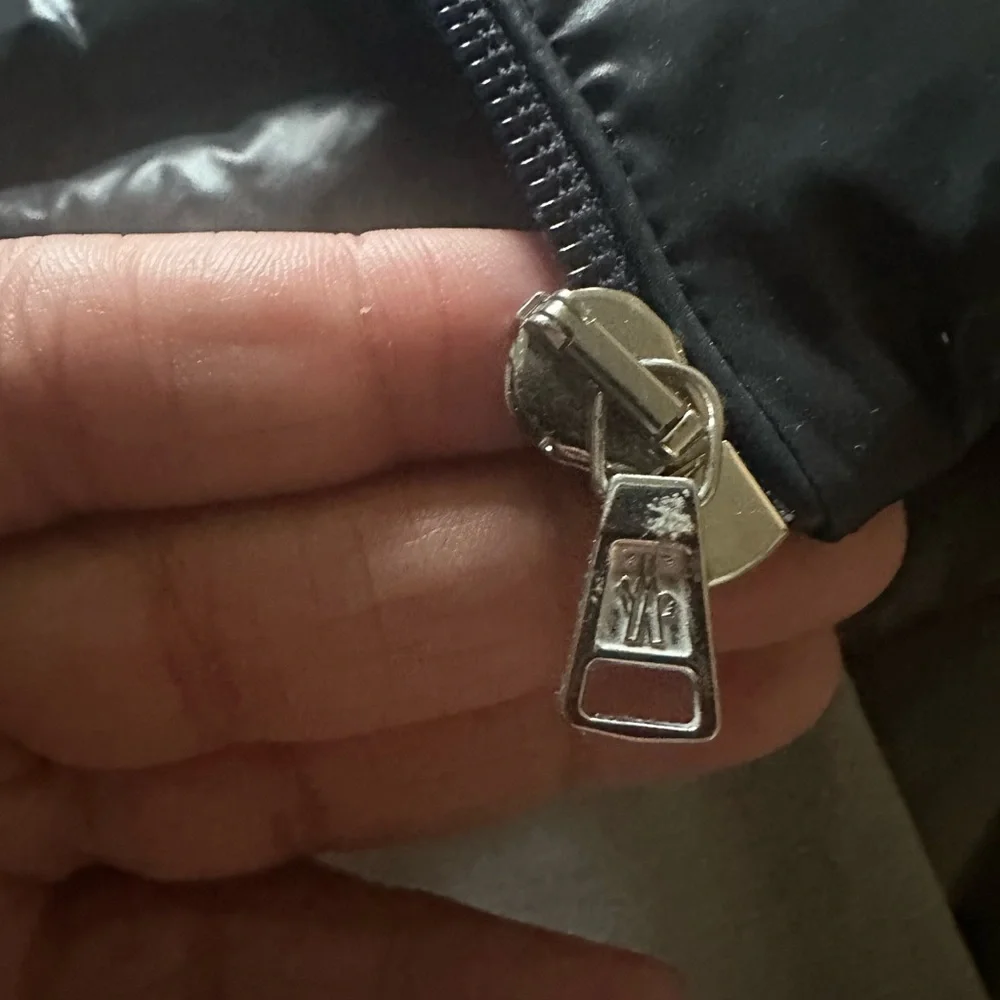 Moncler Shiny Dark Gray Puffer Jacket size 3 but fit like a 2T - Picture 5 of 6